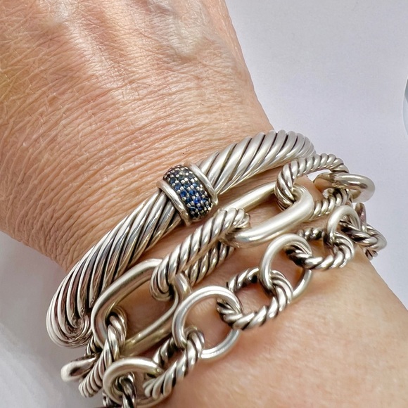 David Yurman Sterling Silver and Pave Blue Sapphire Station Bracelet - Picture 12 of 13
